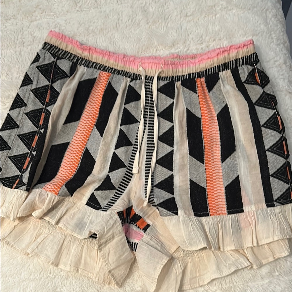 Devotion Twins Ruffled Women's Shorts, Med.